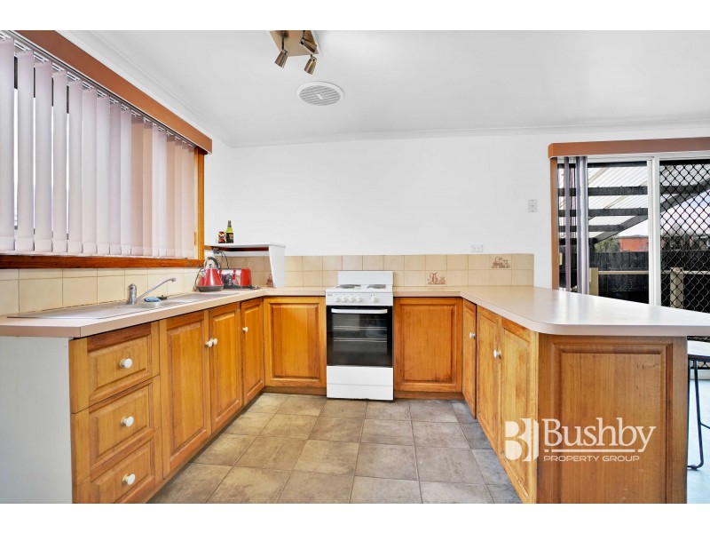 8 Essendon Street, Summerhill TAS 7250