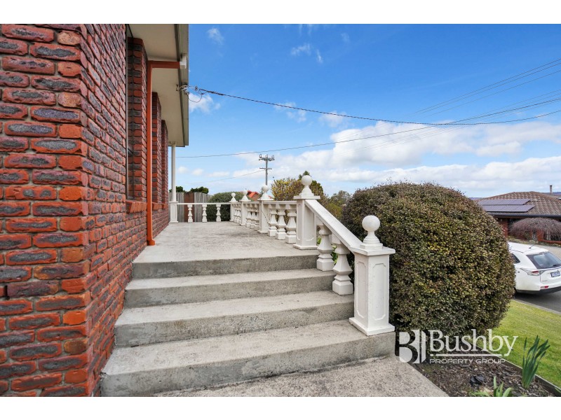 26 Vermeer Avenue, Newnham TAS 7248