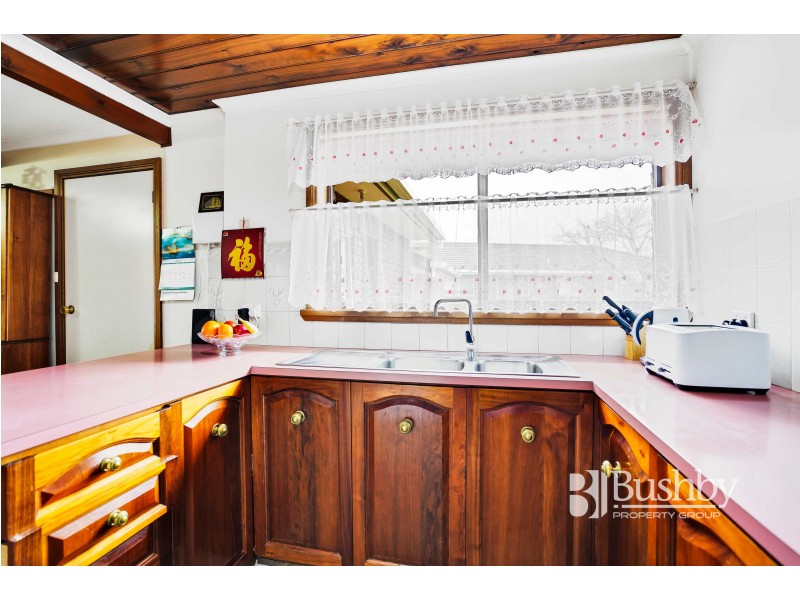 26 Vermeer Avenue, Newnham TAS 7248