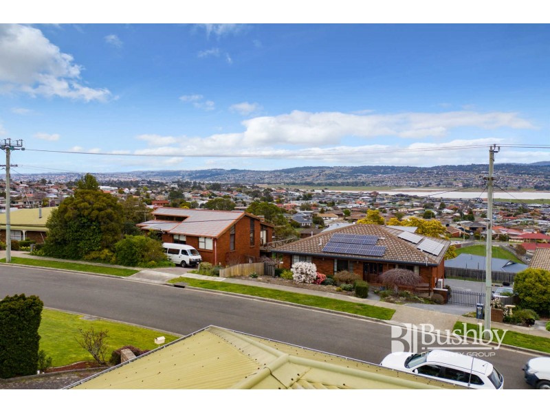 26 Vermeer Avenue, Newnham TAS 7248