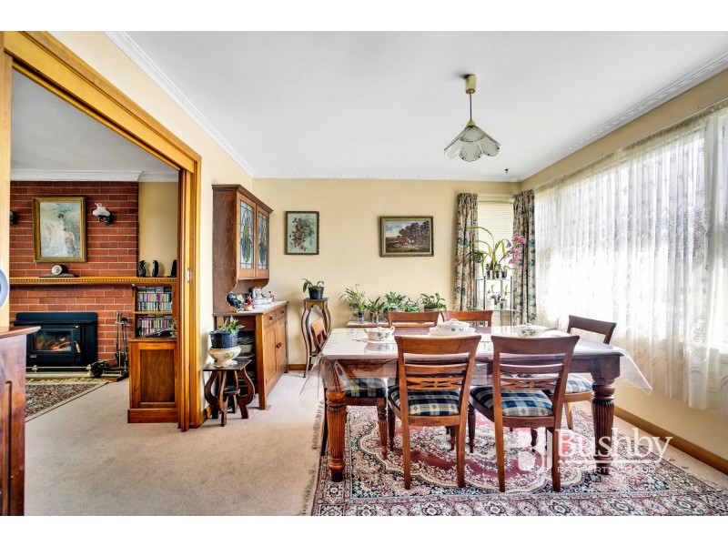 14 Ronneby Road, Newnham TAS 7248