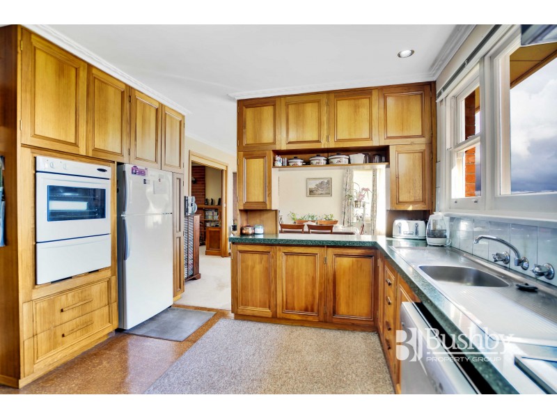 14 Ronneby Road, Newnham TAS 7248