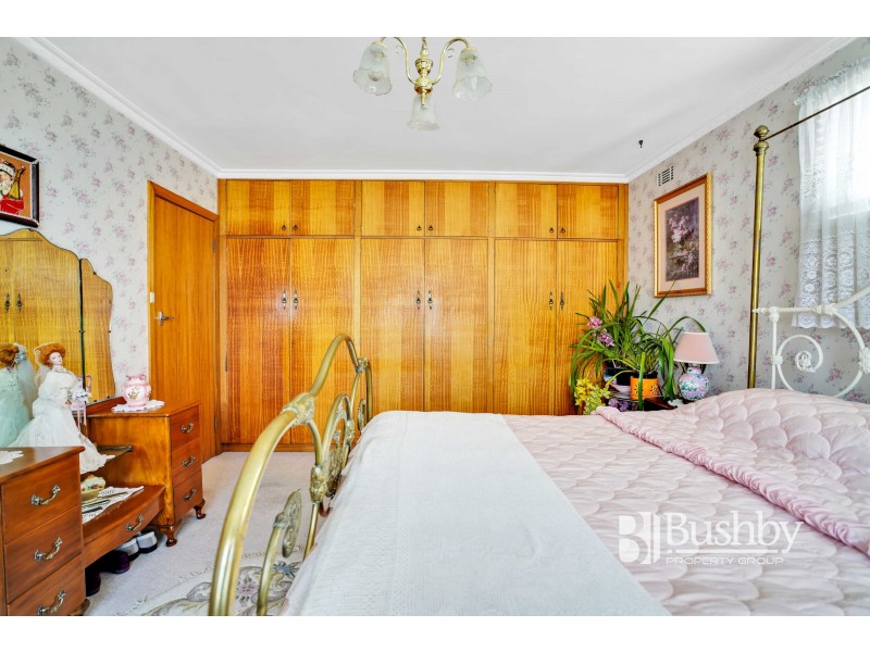 14 Ronneby Road, Newnham TAS 7248