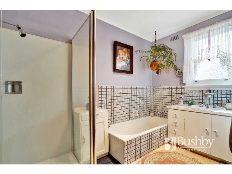 14 Ronneby Road, Newnham TAS 7248