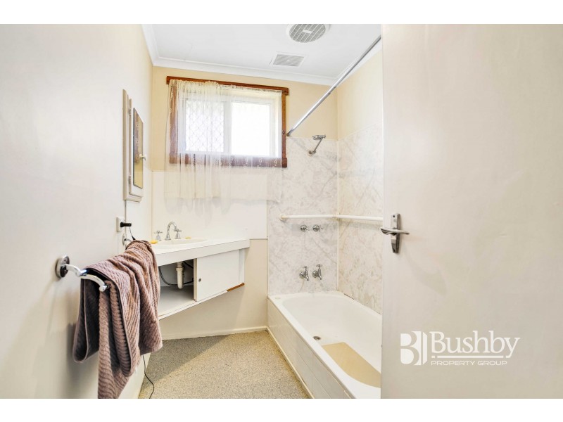 39 Warring Street, Ravenswood TAS 7250