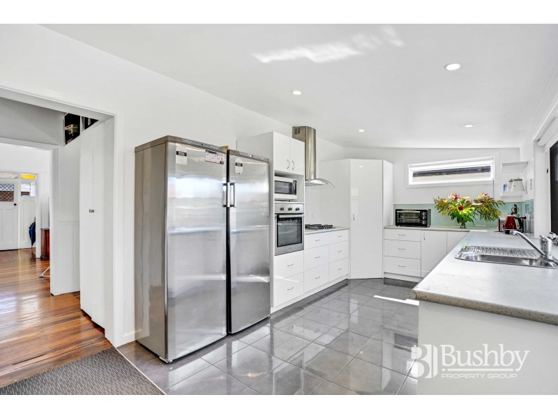 8 Kinross Road, Invermay TAS 7248