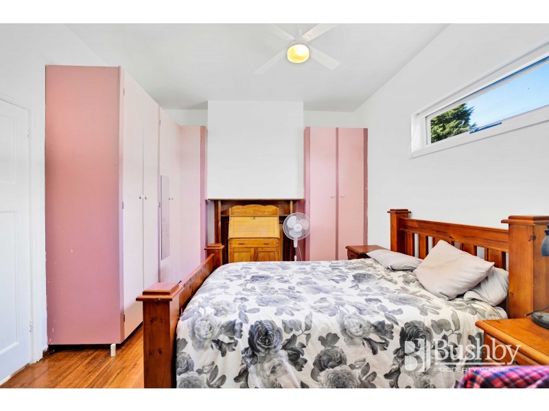 8 Kinross Road, Invermay TAS 7248