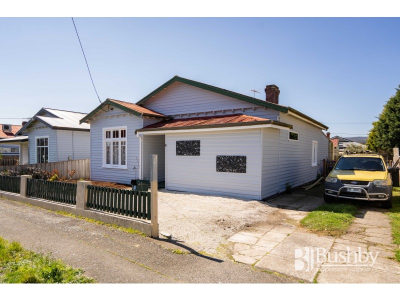 8 Kinross Road, Invermay TAS 7248