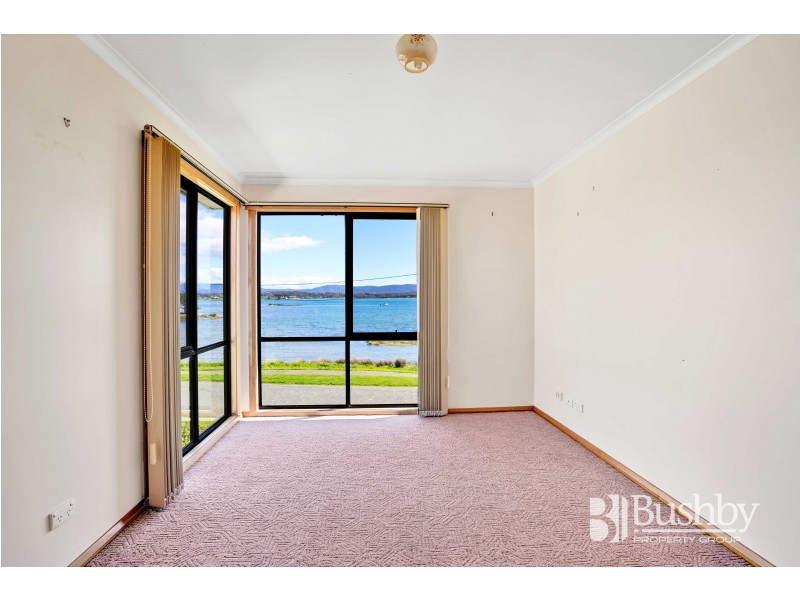 42 Esplanade North, George Town TAS 7253