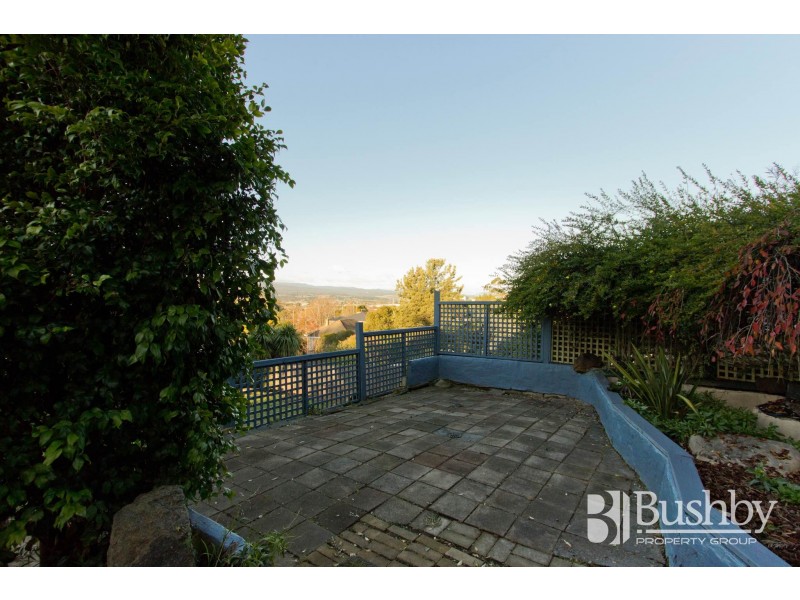 14 Riverside Drive, Riverside TAS 7250