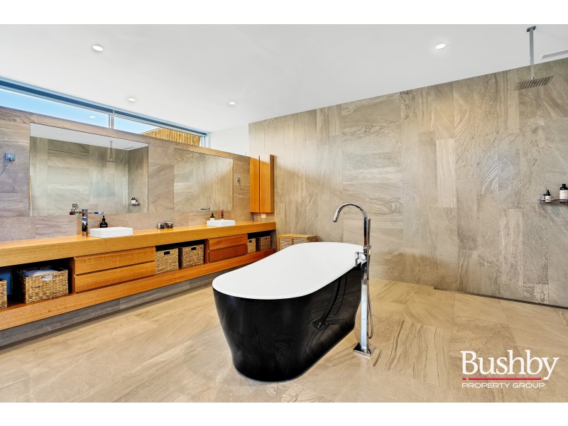 93 Lachlan Parade, Trevallyn TAS 7250