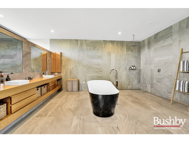 93 Lachlan Parade, Trevallyn TAS 7250