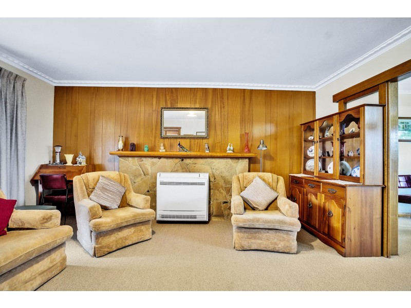 9 Karpaty Avenue, Newnham TAS 7248