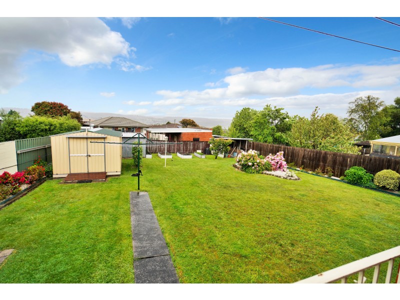 9 Karpaty Avenue, Newnham TAS 7248