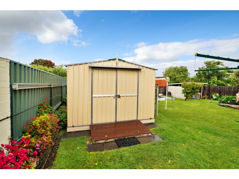 9 Karpaty Avenue, Newnham TAS 7248