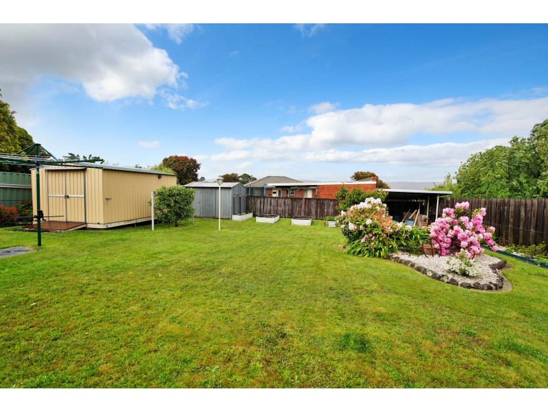 9 Karpaty Avenue, Newnham TAS 7248
