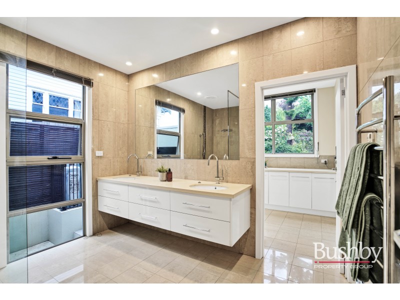 35 Delamere Crescent, Trevallyn TAS 7250