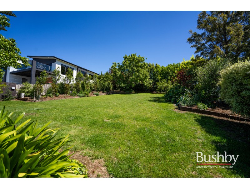 35 Delamere Crescent, Trevallyn TAS 7250