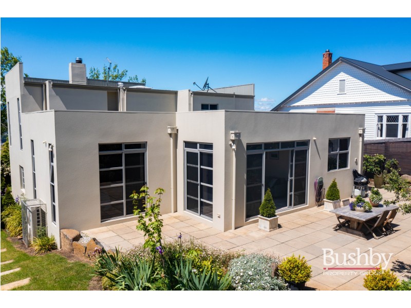 35 Delamere Crescent, Trevallyn TAS 7250
