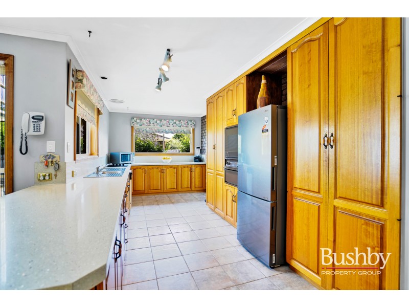 8 Pamela Court, Summerhill TAS 7250