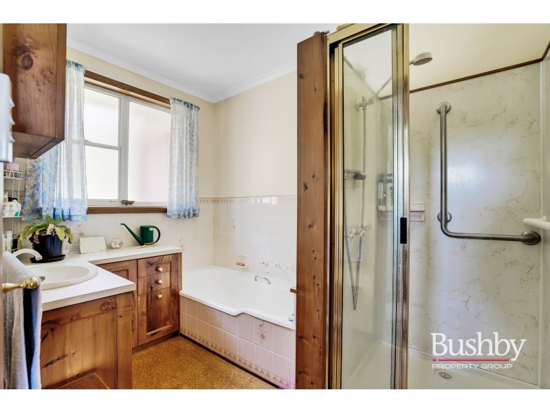 493 Gravelly Beach Road, Gravelly Beach TAS 7276