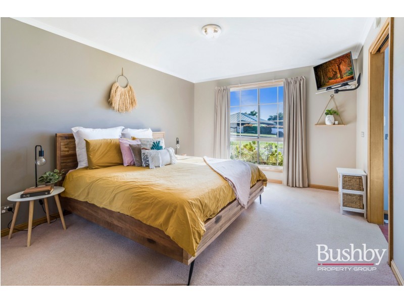 5 Glover Avenue, Blackstone Heights TAS 7250