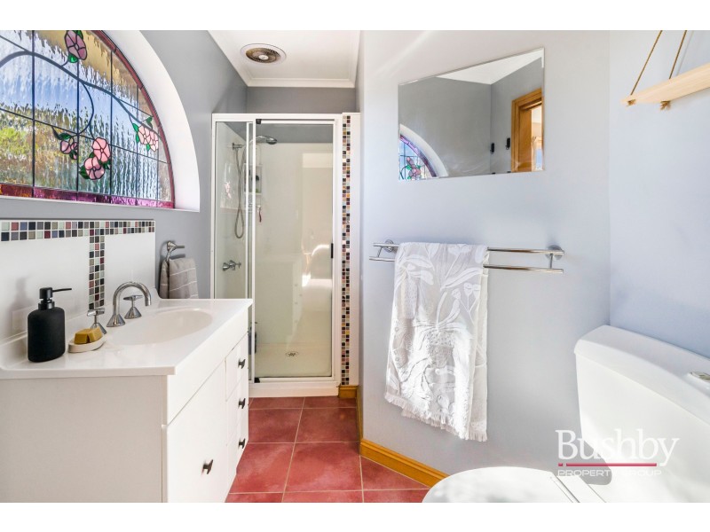 5 Glover Avenue, Blackstone Heights TAS 7250