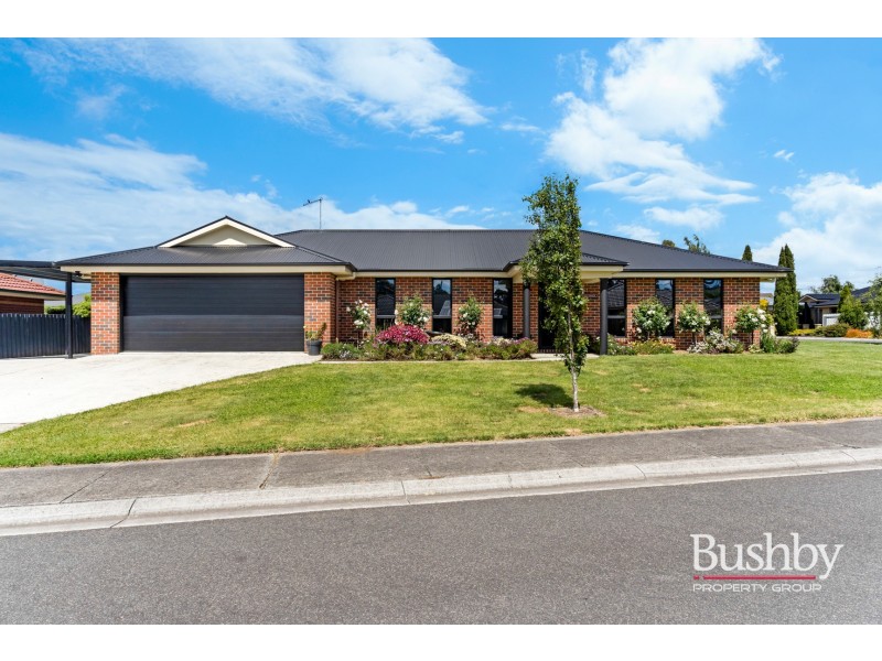 2 Pocket Place, Newnham TAS 7248