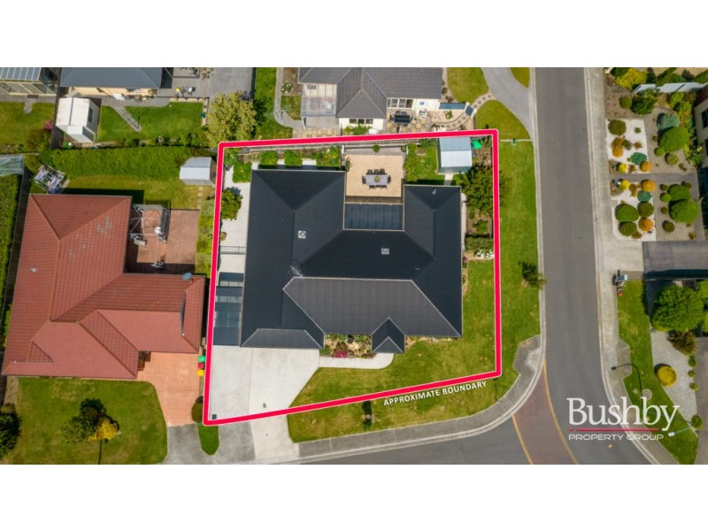 2 Pocket Place, Newnham TAS 7248