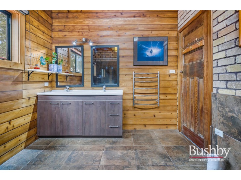 40104 Tasman Highway, Nunamara TAS 7259