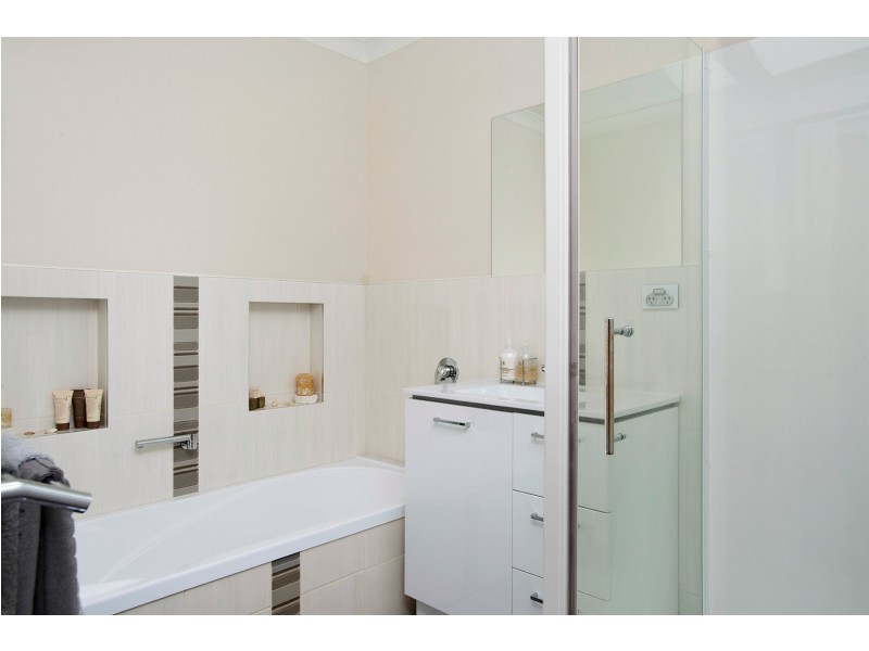 2/13 Mary Street, George Town TAS 7253