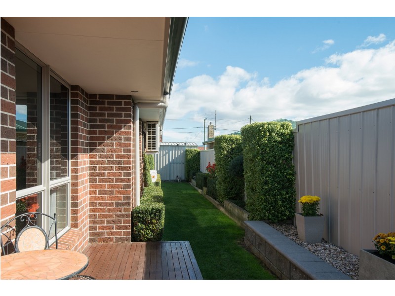 2/13 Mary Street, George Town TAS 7253