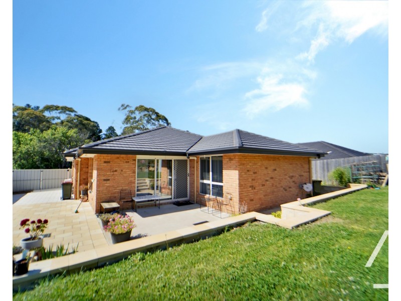 93 Parklands Parade, Newnham TAS 7248