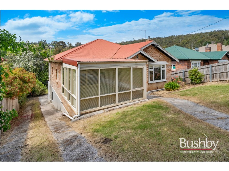 9 Bowen Avenue, Trevallyn TAS 7250