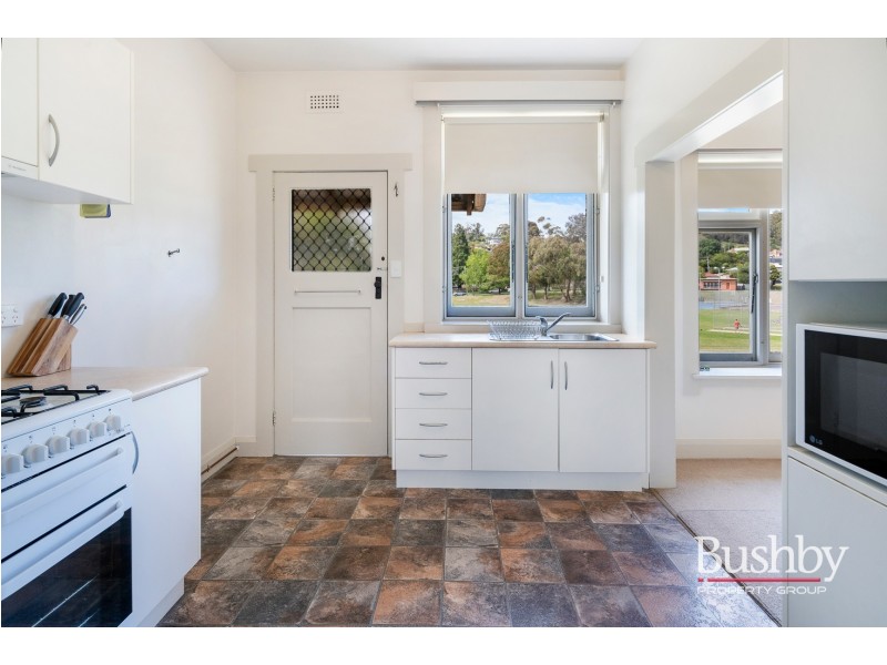 9 Bowen Avenue, Trevallyn TAS 7250