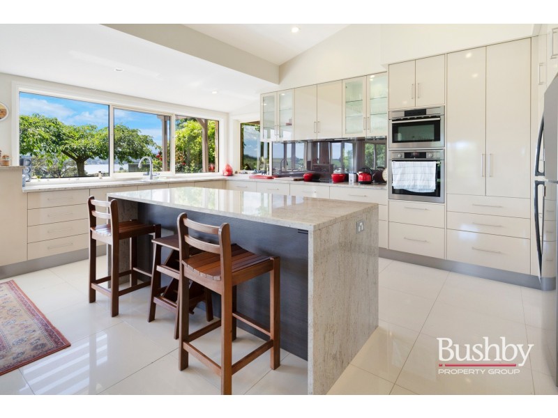 239 Rosevears Drive, Rosevears TAS 7277