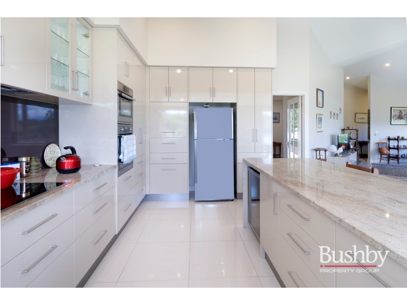 239 Rosevears Drive, Rosevears TAS 7277