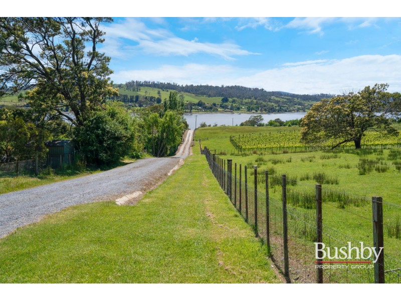 239 Rosevears Drive, Rosevears TAS 7277