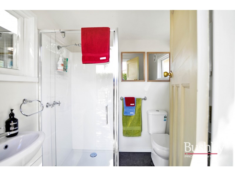 4 Ross Avenue, Invermay TAS 7248