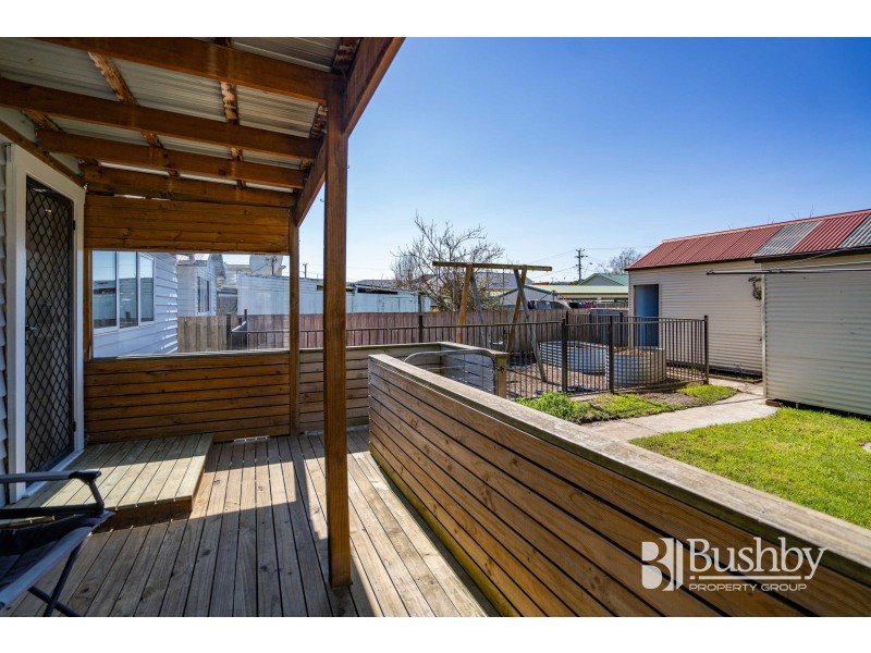 8 Kinross Road, Invermay TAS 7248