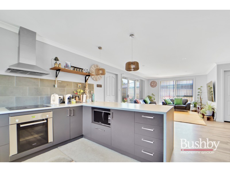 93 Parklands Parade., Newnham TAS 7248