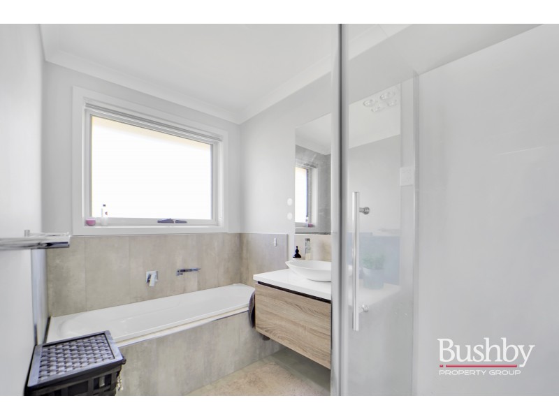 93 Parklands Parade., Newnham TAS 7248