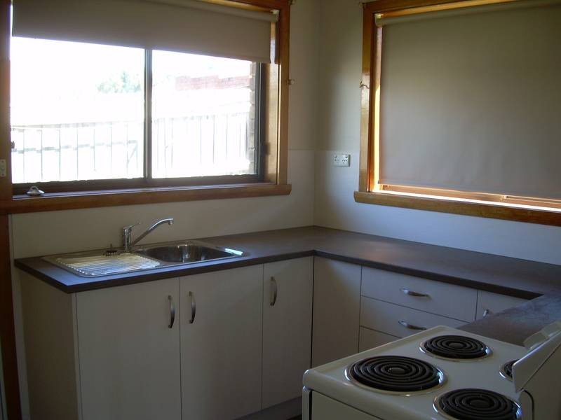 2/1 Ingamells Street, Summerhill TAS 7250