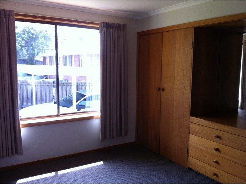 2/1 Ingamells Street, Summerhill TAS 7250