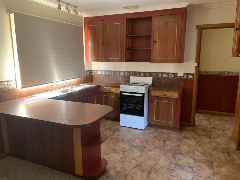 18 Helenwood Grove, Newnham TAS 7248