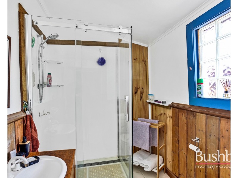 17 Moore St, Invermay TAS 7248