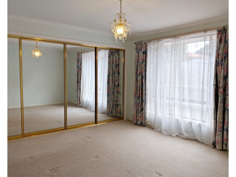 2 Patricia Place, Newnham TAS 7248