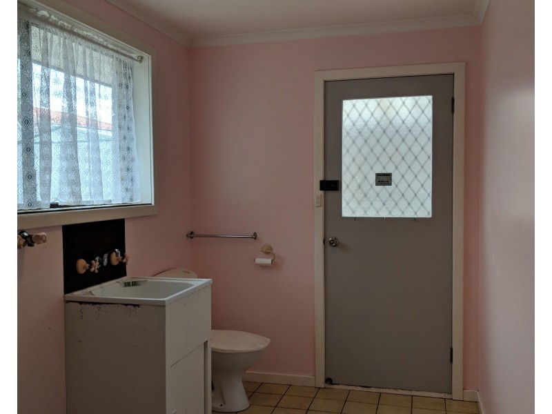 2 Patricia Place, Newnham TAS 7248