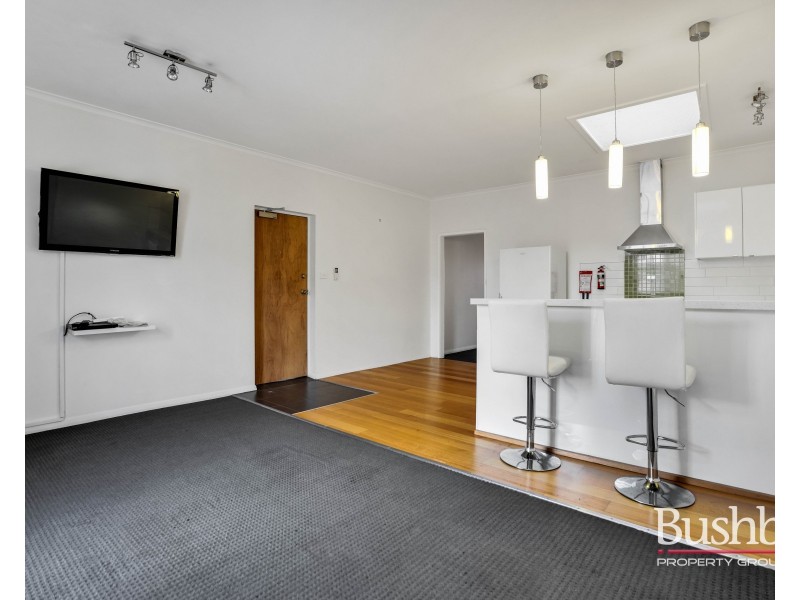 6 Yorktown Square, Launceston TAS 7250