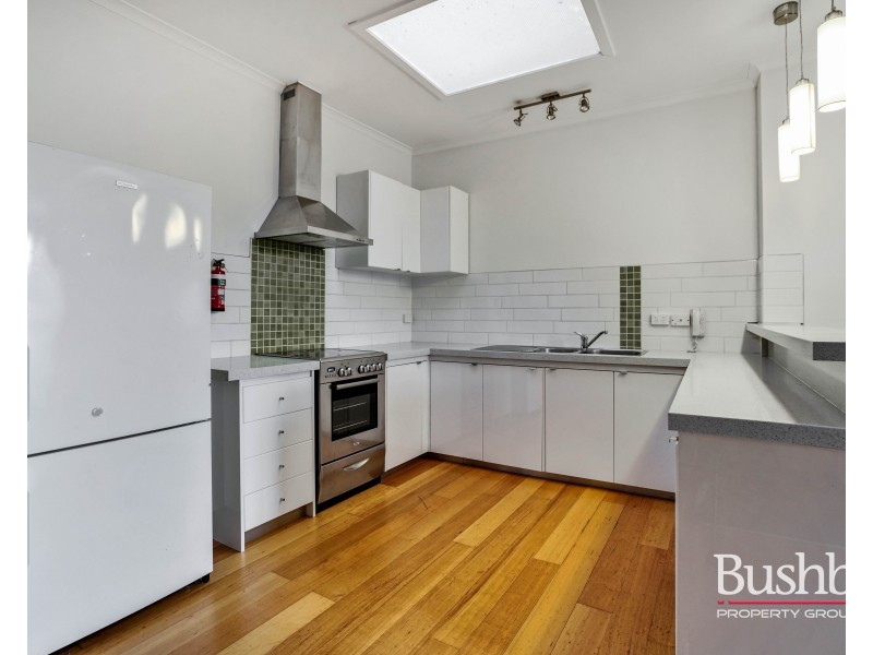 6 Yorktown Square, Launceston TAS 7250